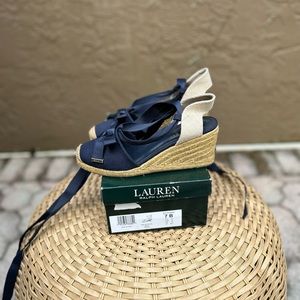 Hollie-ES-CSL Navy canvas